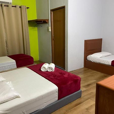 Samudera Hotel Kampung Kuala Besut Ngoại thất bức ảnh