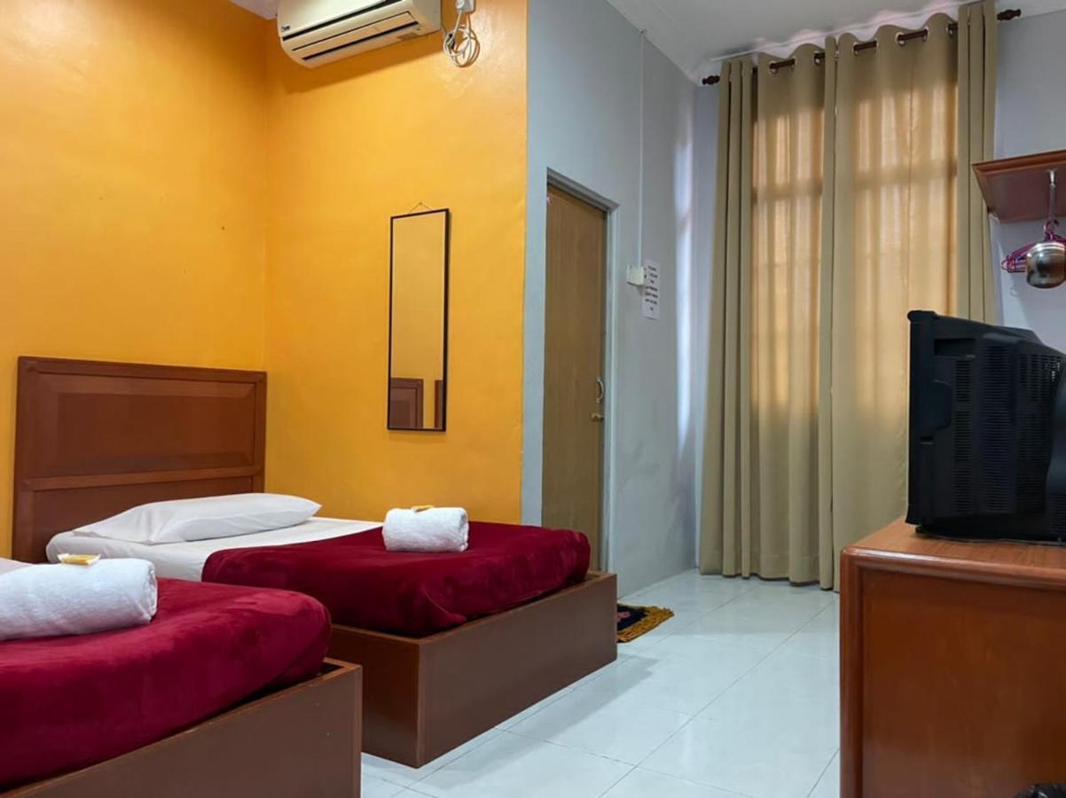 Samudera Hotel Kampung Kuala Besut Ngoại thất bức ảnh