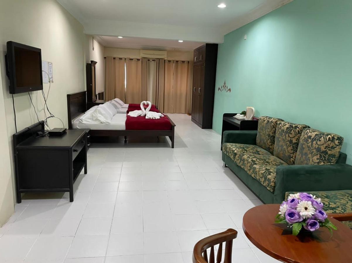 Samudera Hotel Kampung Kuala Besut Ngoại thất bức ảnh