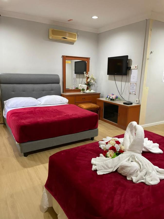 Samudera Hotel Kampung Kuala Besut Ngoại thất bức ảnh
