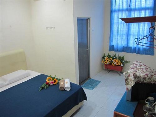 Samudera Hotel Kampung Kuala Besut Ngoại thất bức ảnh